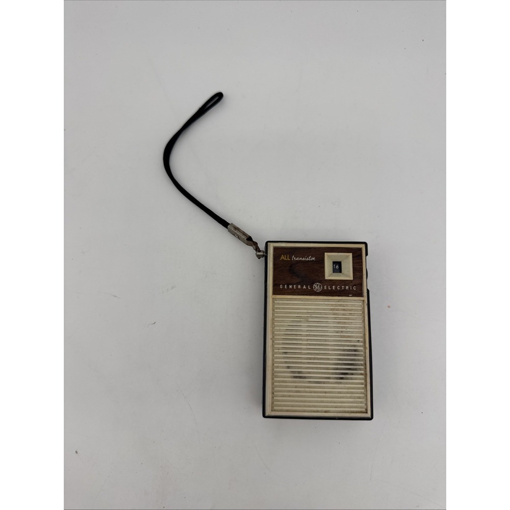 Vintage General Electric GE All Transistor Portable Radio Wood Grain with Strap